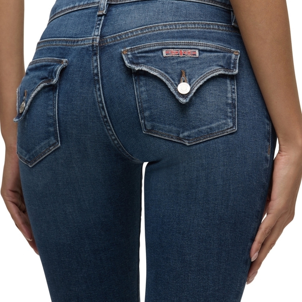 Sz 27 Hudson "Beth Baby" Low-Rise Bootcut Jean She Loves You She Loves You